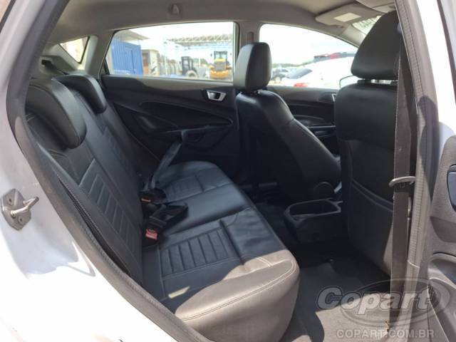 2015 FORD FIESTA 