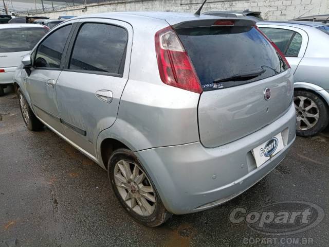 2012 FIAT PUNTO 