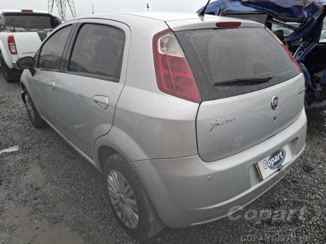2011 FIAT PUNTO 