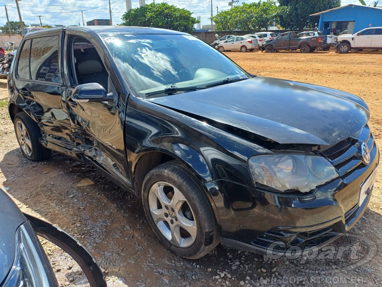 Veículo VW - VolksWagen Golf Volkswagen Golf Sportline 1.6 Total Flex 2009 Colisão Média Monta 2009 em leilão