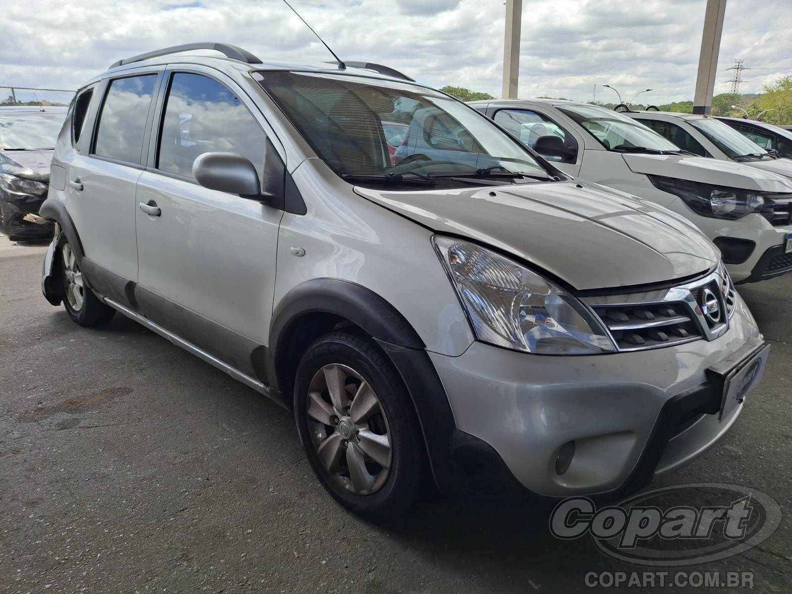 Veículo Nissan Livina Nissan Livina X-Gear 1.8 16V 2014 2014 em leilão