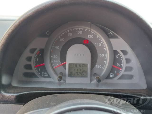 2004 VOLKSWAGEN FOX 