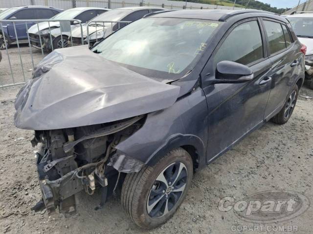 2021 TOYOTA YARIS 