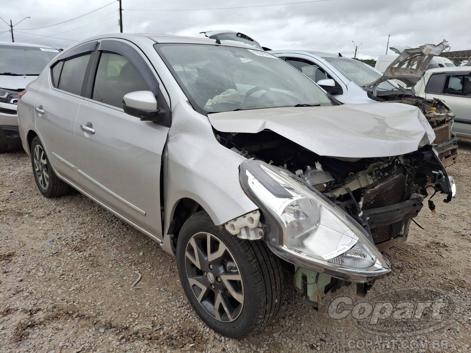 Veículo Nissan Versa Nissan Versa Unique CVT 1.6 16V 2017 2017 em leilão