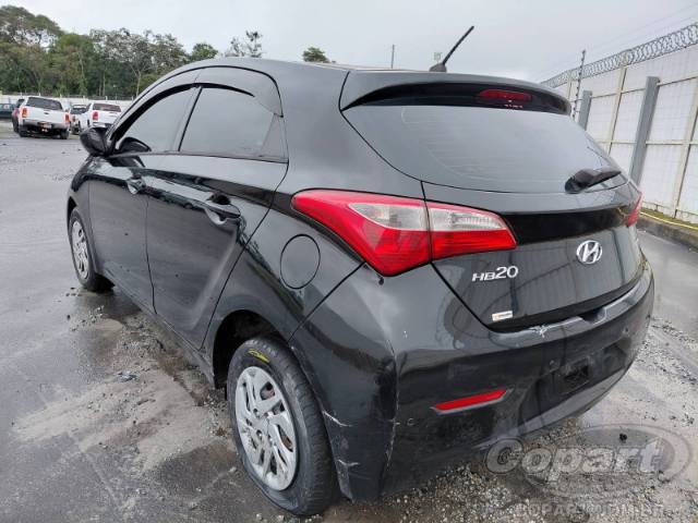 2015 HYUNDAI HB20 