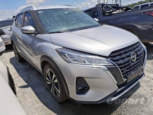 2025 NISSAN Kicks Play 