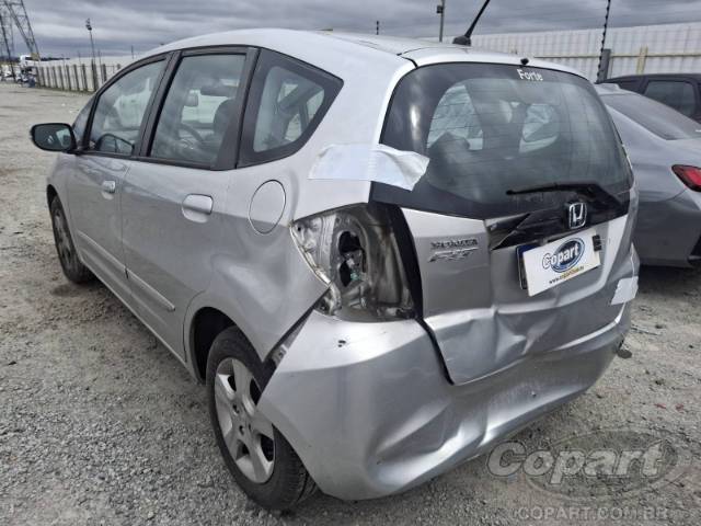 2010 HONDA FIT 