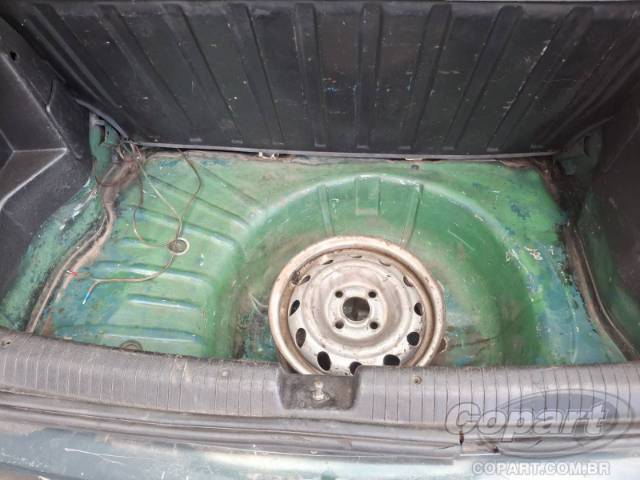 2001 CHEVROLET CORSA 