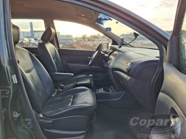 2012 NISSAN LIVINA 
