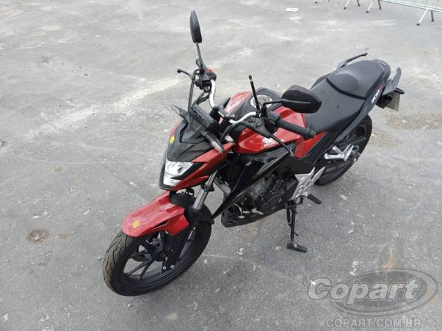 2025 HONDA CB 300F 