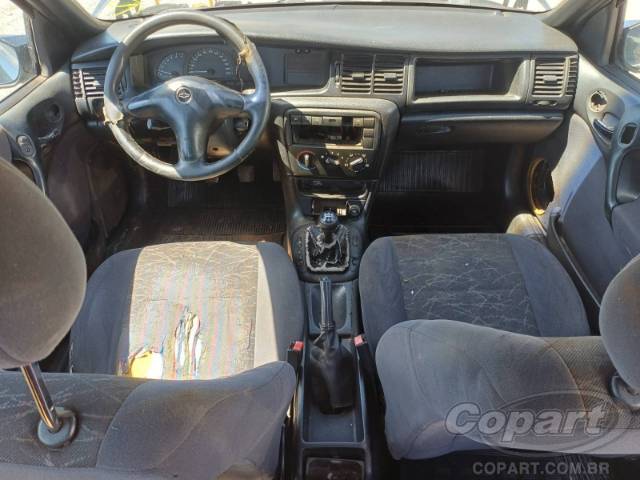 2001 CHEVROLET VECTRA 