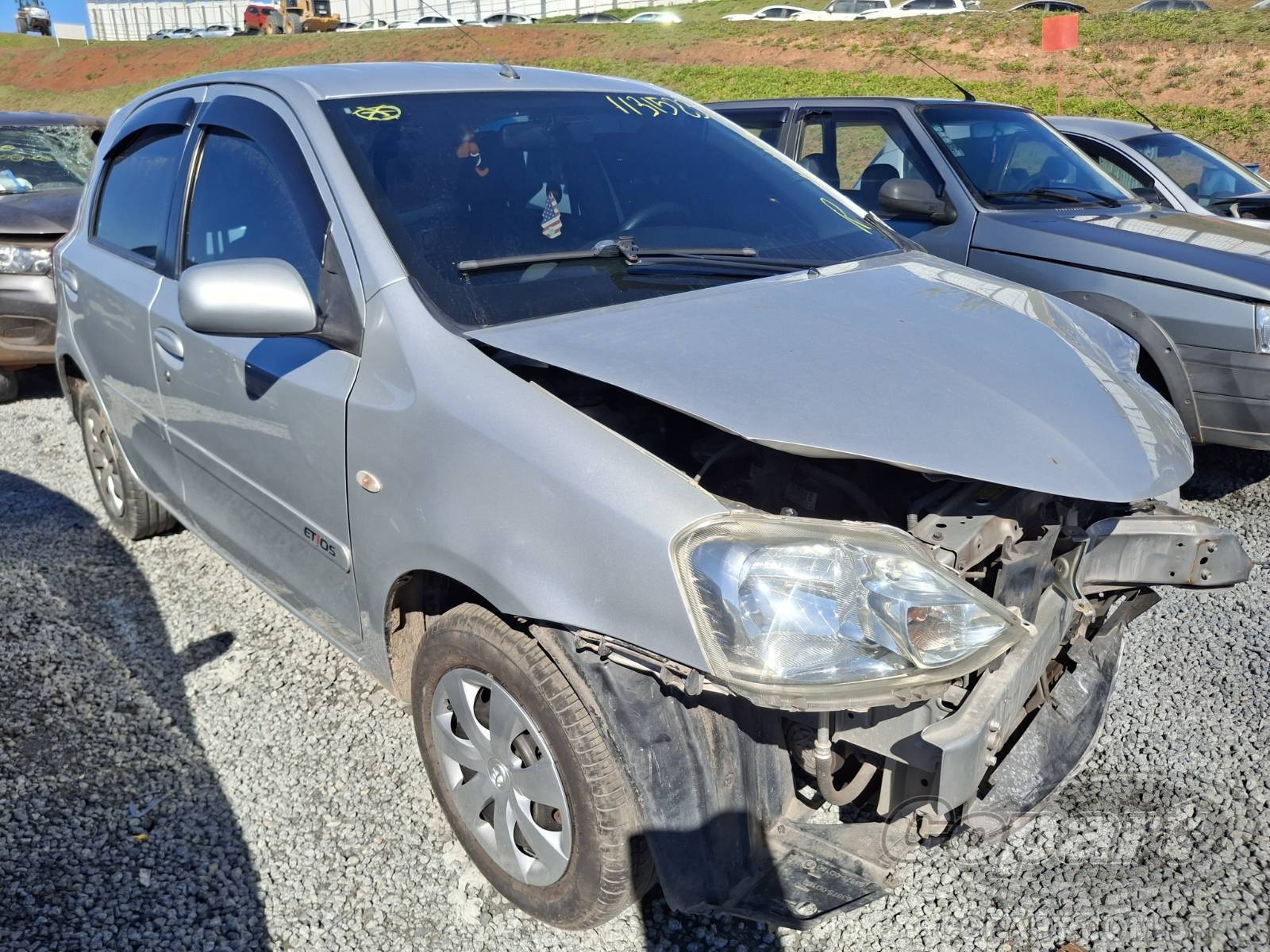 Veículo Toyota Etios Toyota Etios 2013 1.3 16V 2013 em leilão