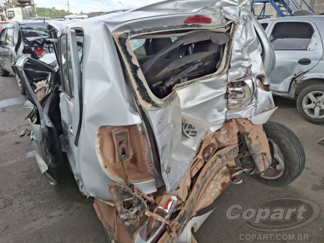 2014 VOLKSWAGEN FOX 