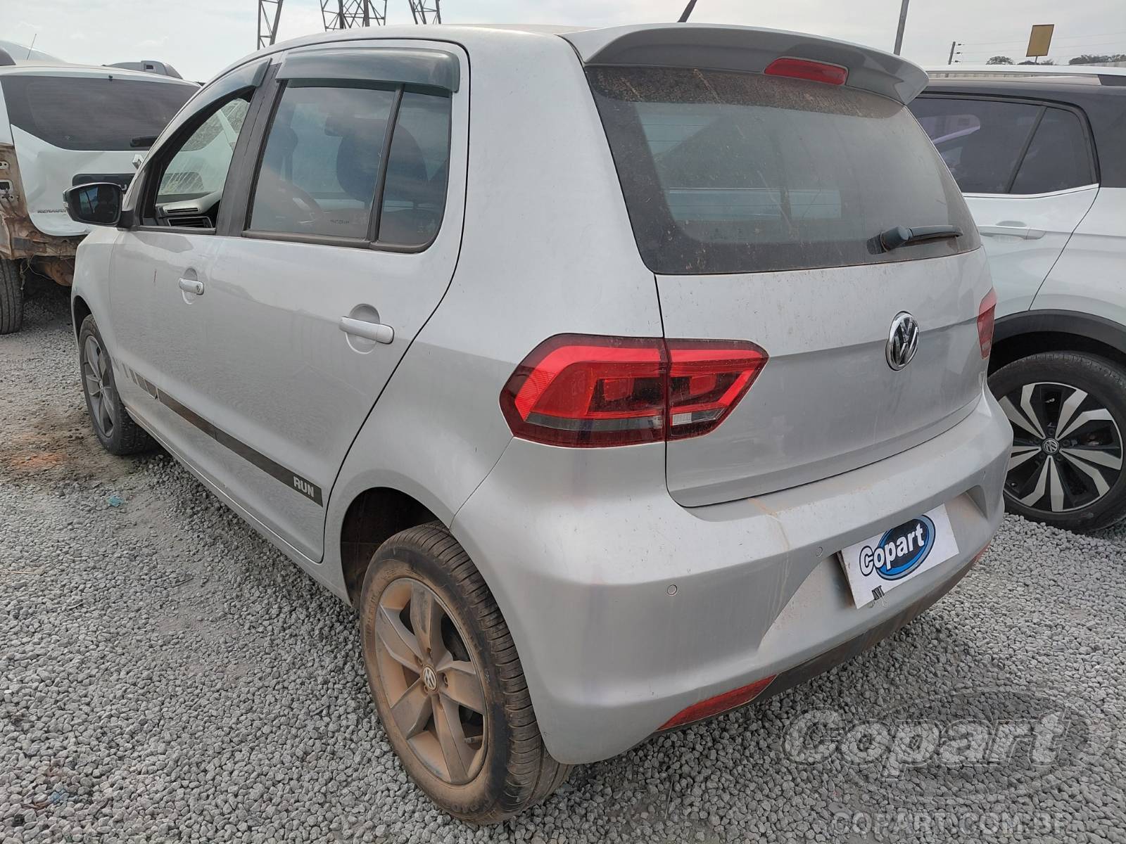 2017 VOLKSWAGEN FOX — foto 3 de 10