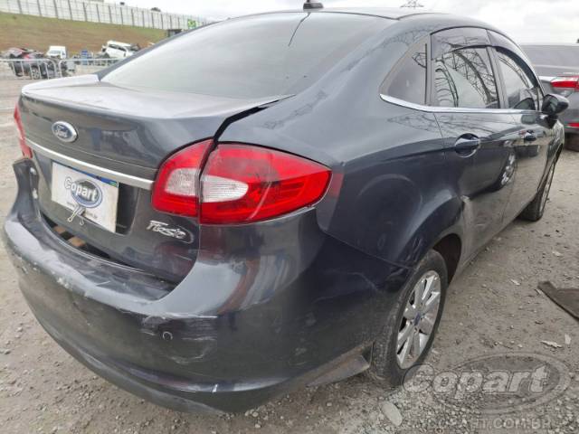 2011 FORD FIESTA SEDAN 