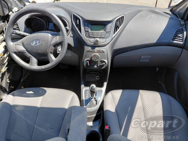 2015 HYUNDAI HB20S 