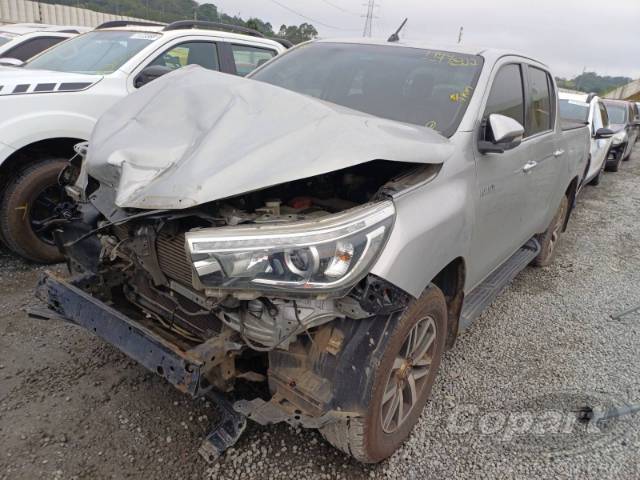2016 TOYOTA HILUX CD 