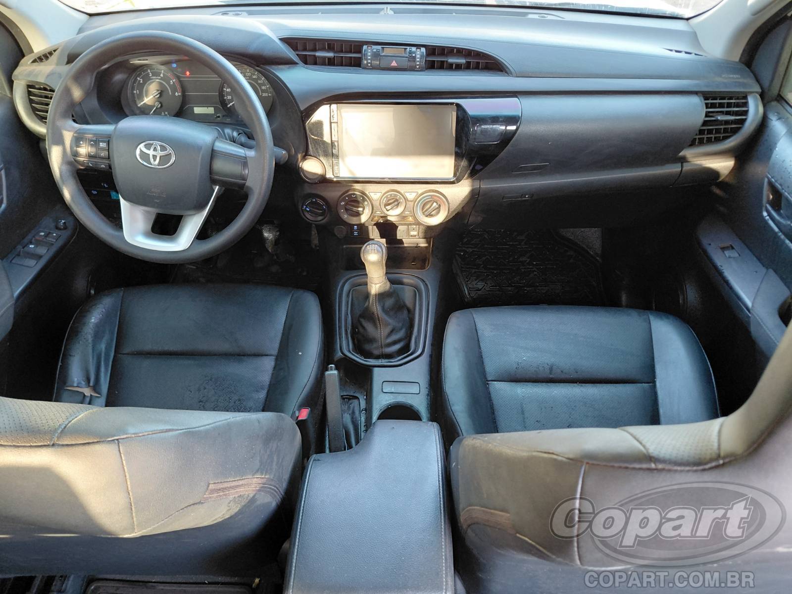 Foto 9 de 10: 2024 TOYOTA HILUX CD Hilux CD STD Power Pack 2.8 D-4D Turbo