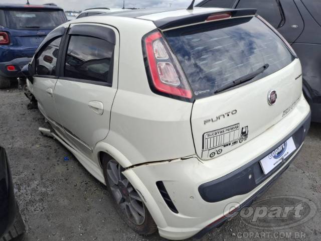 2016 FIAT PUNTO 