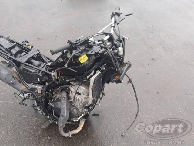 2025 HONDA XRE SAHARA 300 