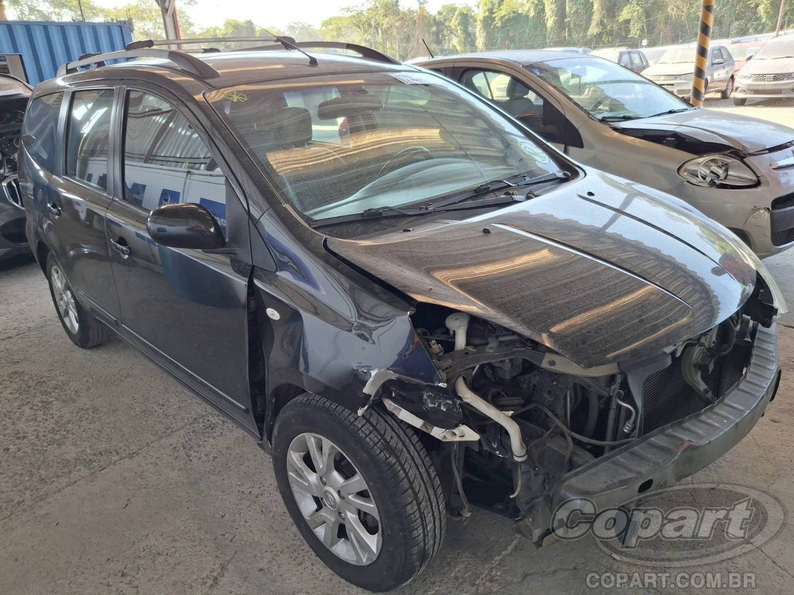 NISSAN GRAND LIVINA SL 1.8 16V 2013