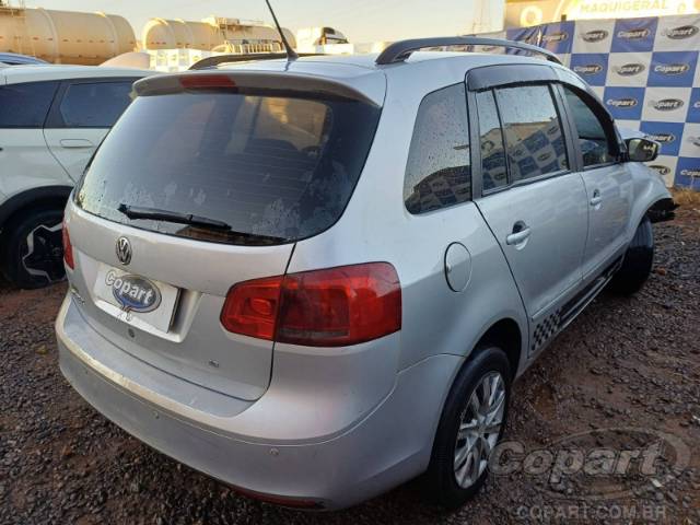 2013 VOLKSWAGEN SPACEFOX 