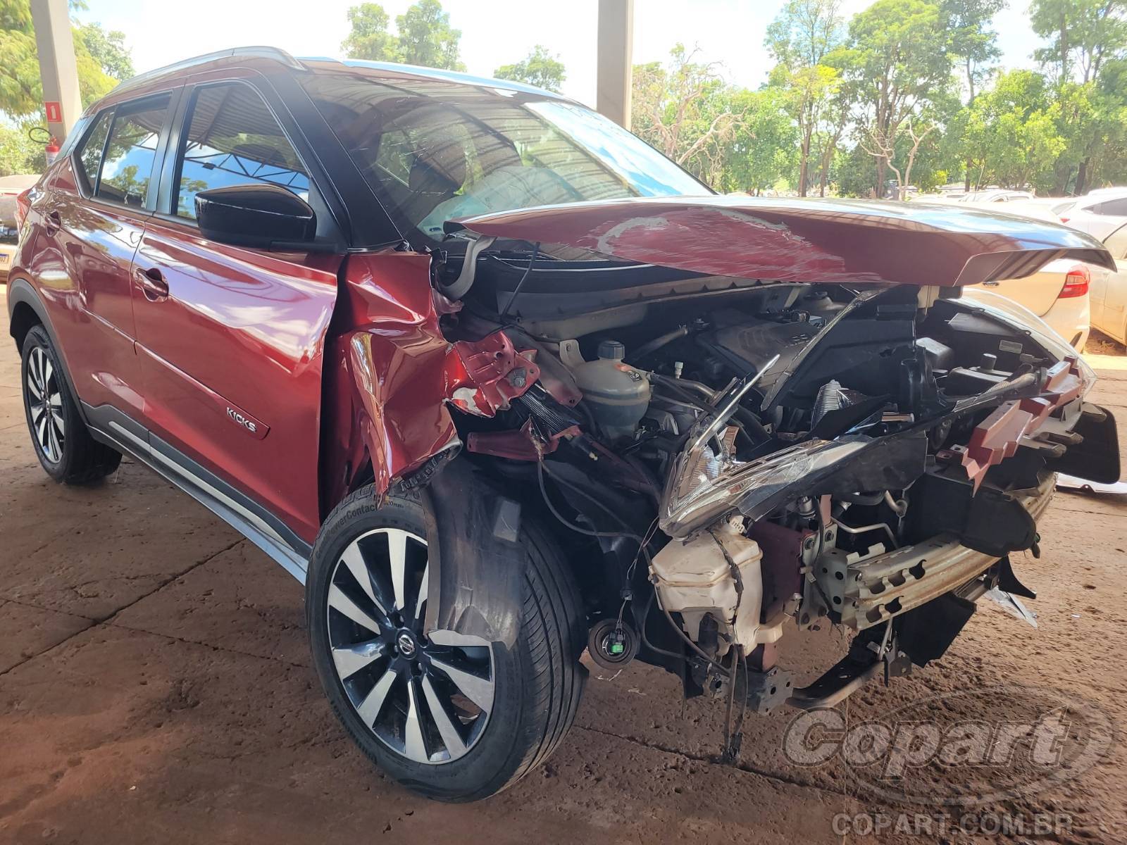 Veículo Nissan Kicks Nissan Kicks SV CVT 1.6 16V 2020 Médio Dano Frontal 2020 em leilão