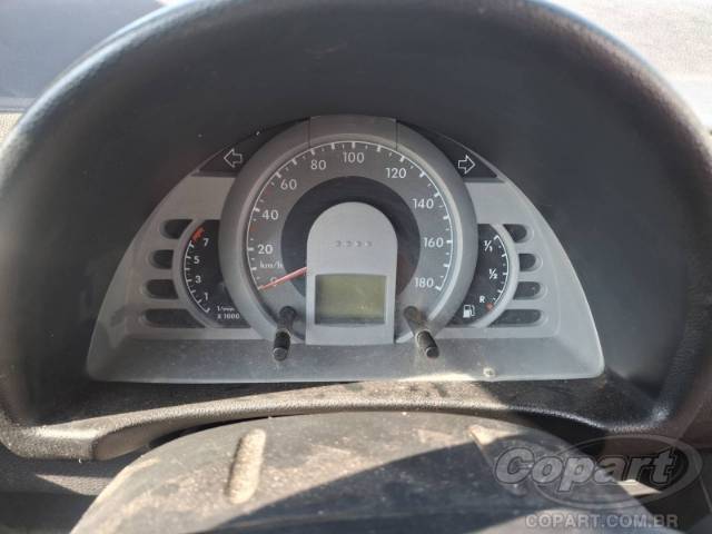 2004 VOLKSWAGEN FOX 
