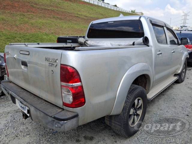 2013 TOYOTA HILUX CD 