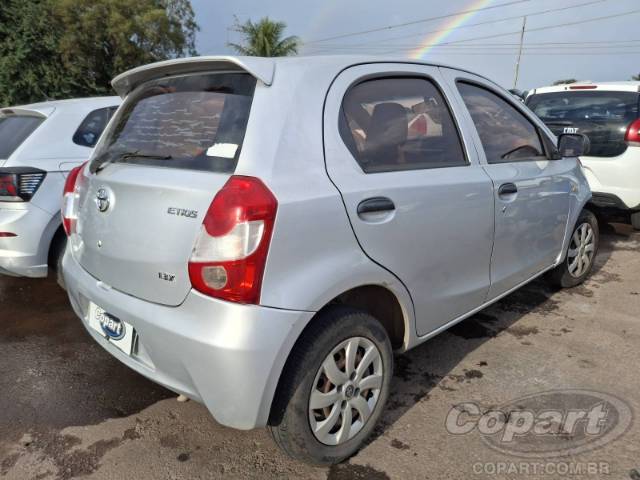 2013 TOYOTA ETIOS 