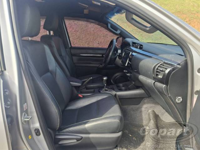 2019 TOYOTA HILUX CD 