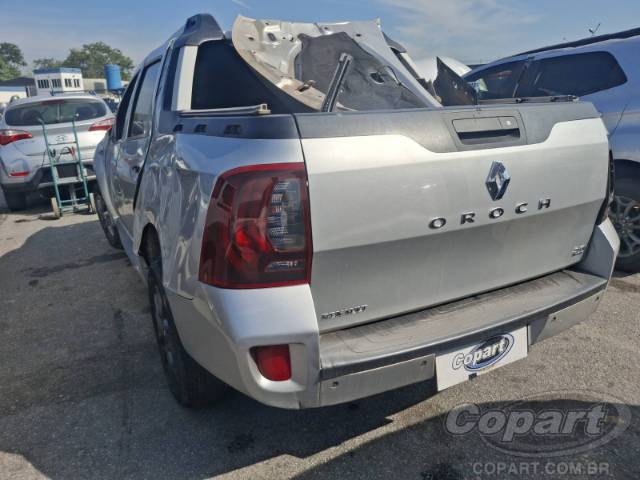 2019 RENAULT DUSTER OROCH 