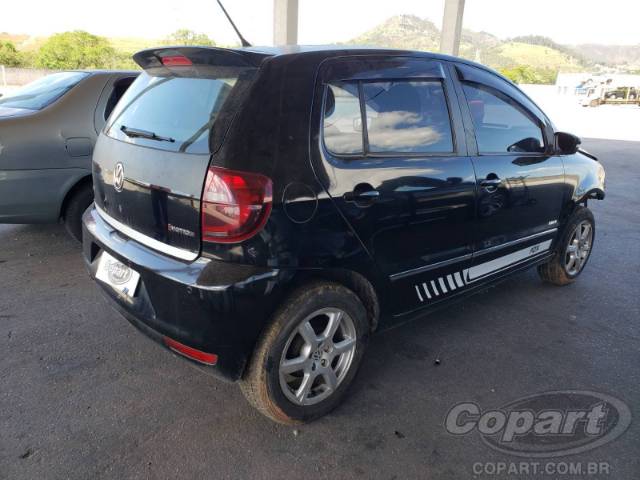 2013 VOLKSWAGEN FOX 