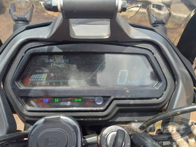 2025 BAJAJ DOMINAR 
