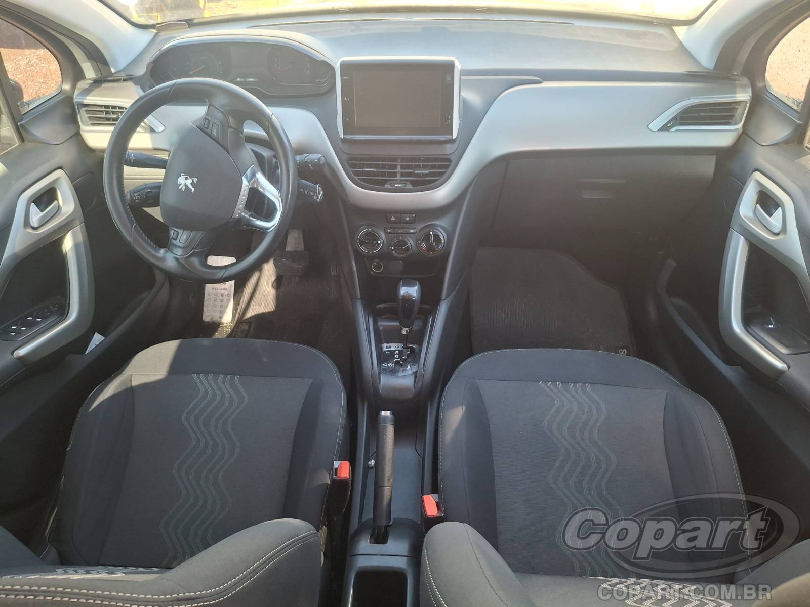 2019 PEUGEOT 2008 — foto 9 de 10