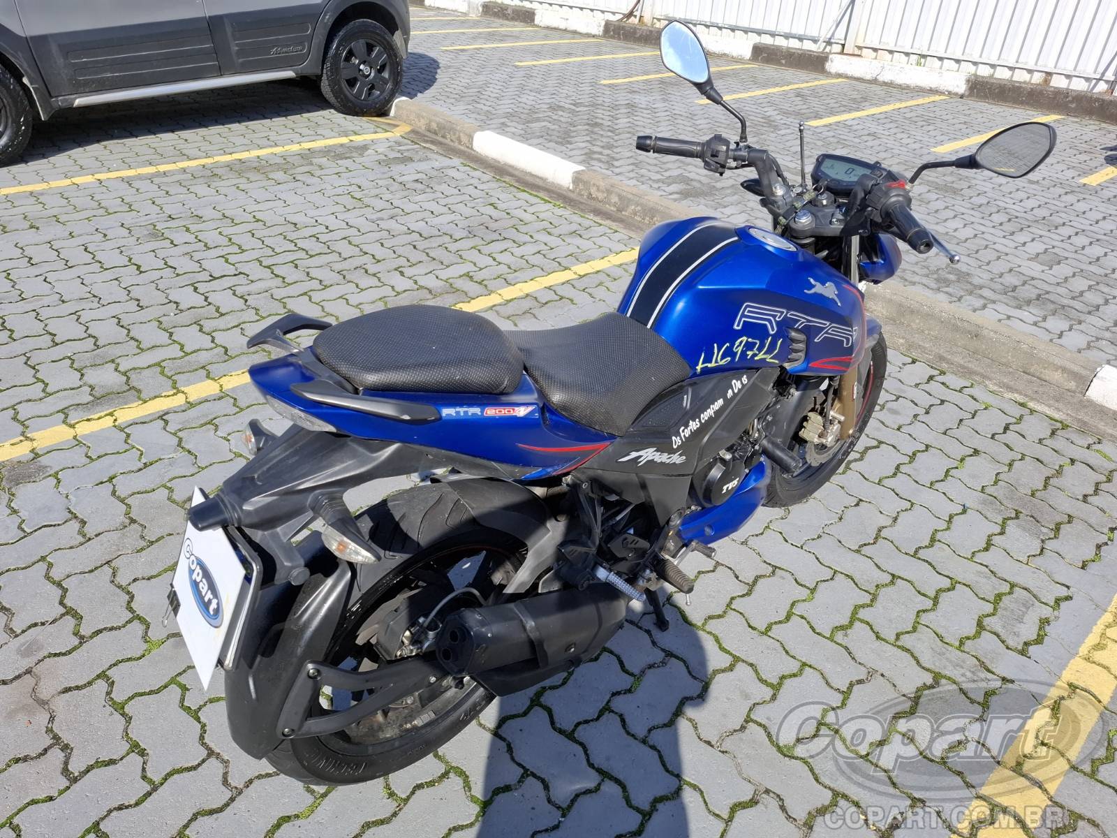 2023 TVS APACHE — foto 4 de 10