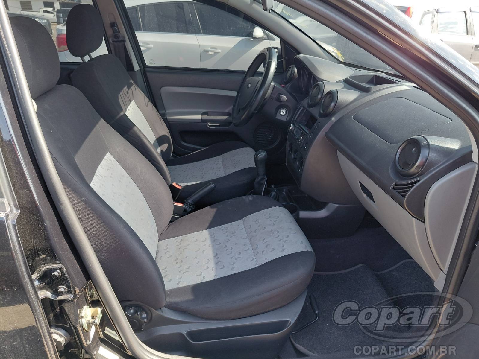 2009 FORD FIESTA — foto 5 de 10