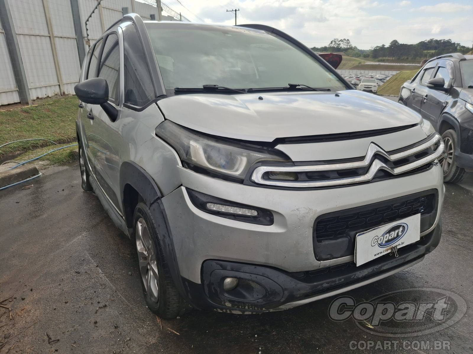 Veículo Peugeot AIRCROSS Citroen AirCross Live 1.6 16V VVT 2016 2016 em leilão