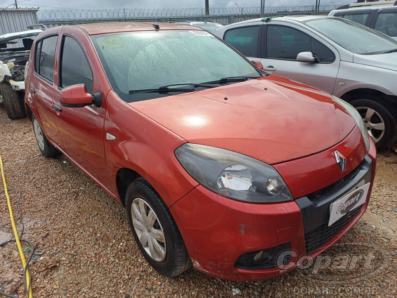 Renault Sandero Expression 1.0 16V 2014 Médio Estado