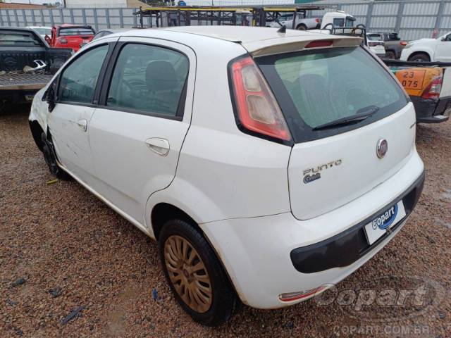 2014 FIAT PUNTO 