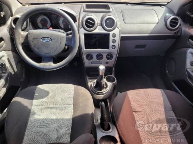 2009 FORD FIESTA SEDAN 