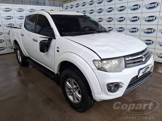 2015 MITSUBISHI L200 TRITON 
