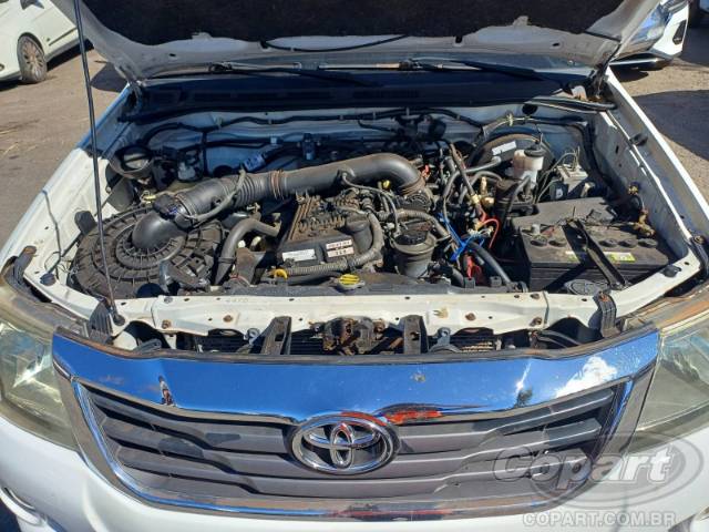 2015 TOYOTA HILUX CD 