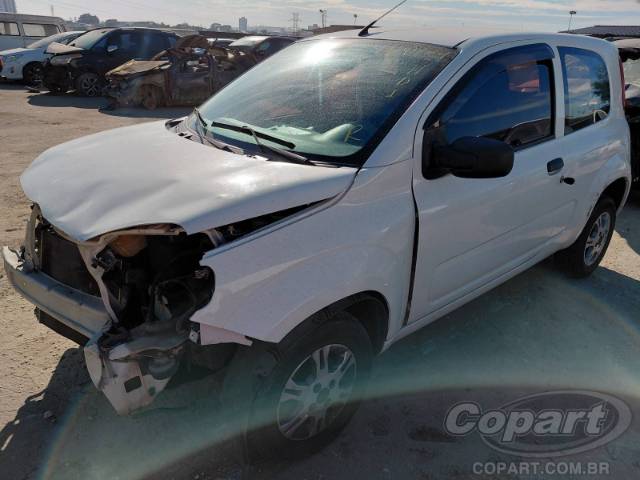 2013 FIAT UNO 