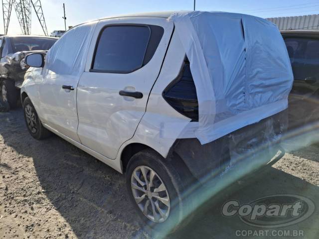 2017 FIAT MOBI 