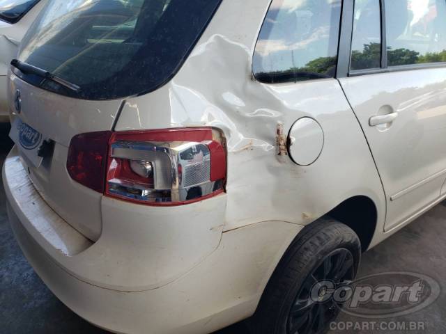 2013 VOLKSWAGEN SPACEFOX 