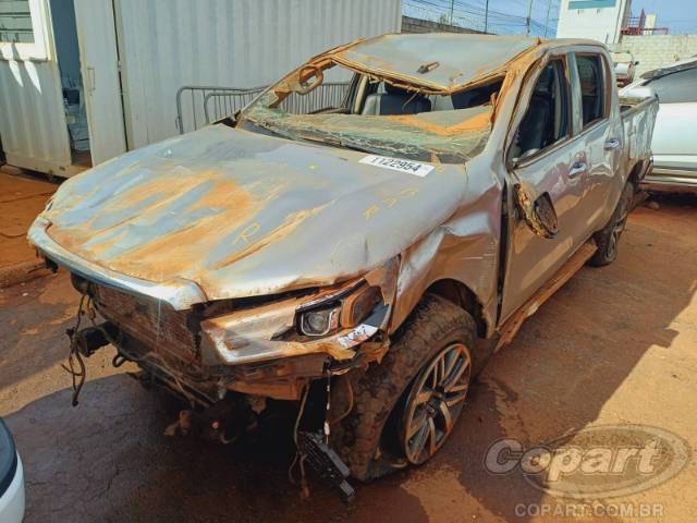 2022 TOYOTA HILUX CD 