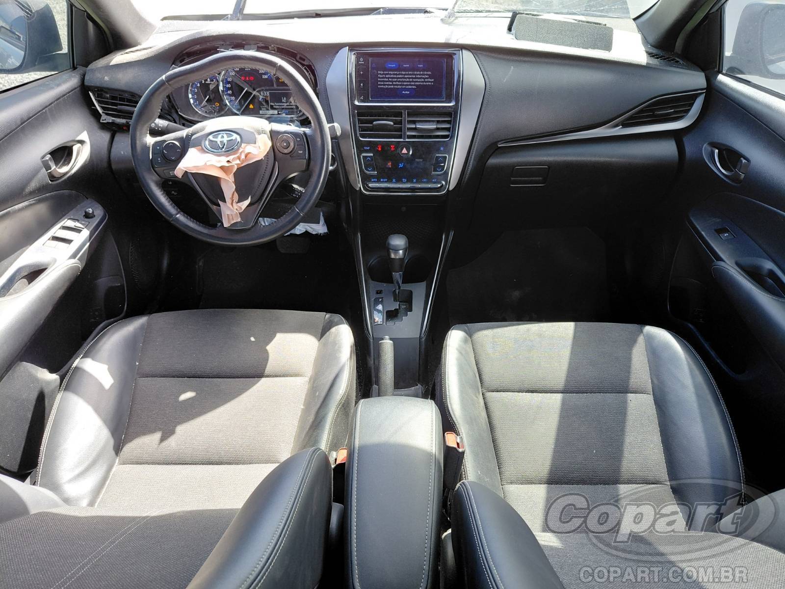 Foto 9 de 12: 2023 TOYOTA YARIS