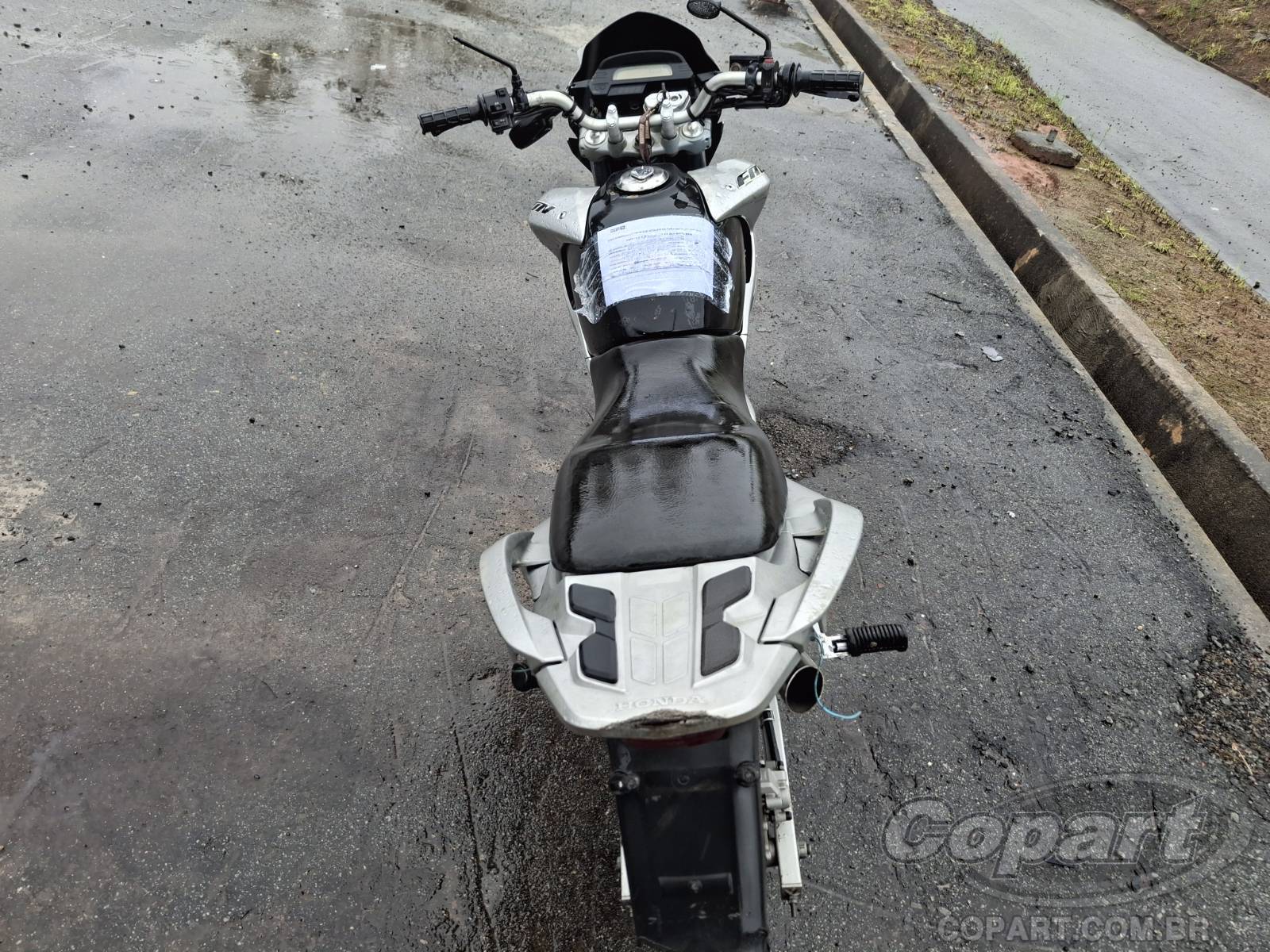 Foto 10 de 10: 2014 HONDA NX 400I