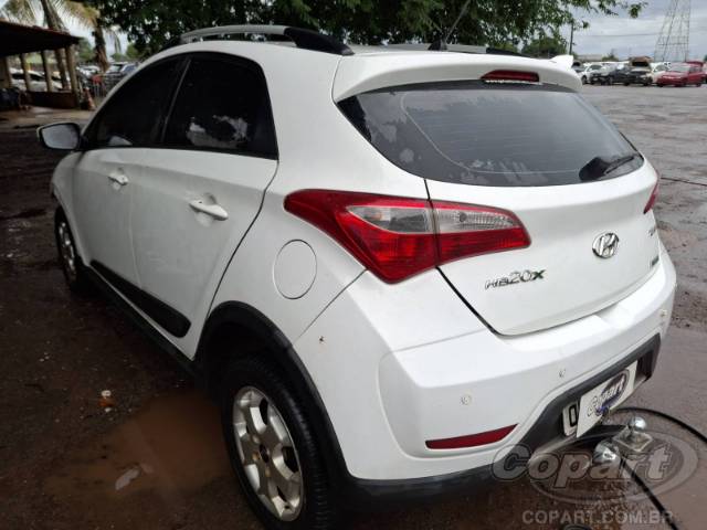 2014 HYUNDAI HB20 